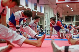 Amateure trainieren, bis sie es richtig hinbekommen.Profis trainieren, bis sie es nicht mehr falsch machen können.#taekwondo #FightLikeAGirl #WeTrainHarder #CoachCesarValentim #ASKÖWien #ParaTaekwondo #WorldTaekwondo #ChungDoKwan #wientkd #asköwatwien #WienTaekwondo #TaekwondoWien  #WirSindTaekwondo #vivobarefoot #vivobarefootshoes #schmelz #wien #neubau #rudolfsheimfünfhaus #haltdiepratzeFoto @msolo34